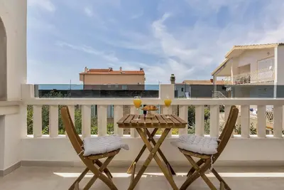 Image de Appartement de vacances Makarska pour 1 - 6 personnes avec 3 chambres à coucher - Maison de vacances