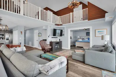 Image de Sa101 Beachfront home directly on the sand!