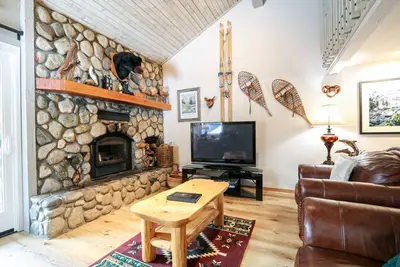 Image de Snowcreek I 21 Cozy, Great Complex Amenities On the Snowcreek Meadow by RedAwning