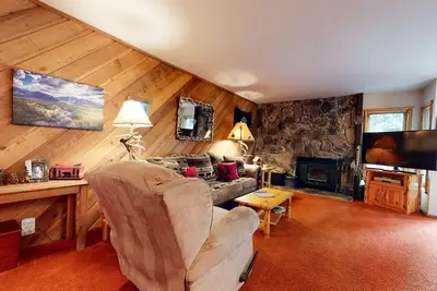 Image de Snowcreek #253 (1-Bedroom Condo) - Pets Allowed by RedAwning