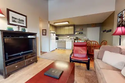Image de Summit 258 Pet-Friendly, Comfortable, Great Complex Amenities by RedAwning