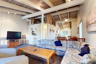 Image de Mammoth West 116 Quaint And Cozy Condo Best location on Canyon Blvd by RedAwning