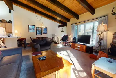 Image de Chateau de Montagne 23 Spacious Family Condo With Great Complex Amenities On Shuttle Route by RedAwning