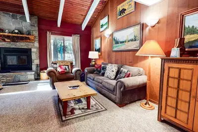 Image de Horizons 4 120 Great Complex Amenities, On The Shuttle Route, Walk To Shops and Restaurants by RedAwning