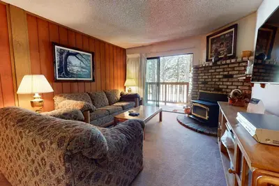 Image de Summit 267 Short Walk to the Slopes at Eagle Lodge with Great Complex Amenities by RedAwning