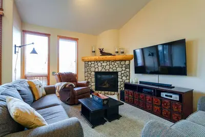 Image de Snowcreek V 997 Panoramic Mountain Views, Pet-Friendly by RedAwning