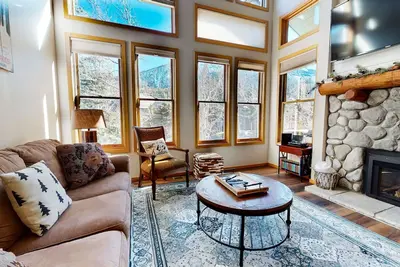 Image de Snowcreek V 890 Pet-Friendly, Private Washer Dryer, Mountain Views by RedAwning