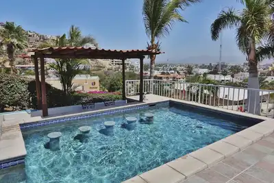 Image de Marina Views and Closest Home to Town in Pedregal! Sleeps max 8