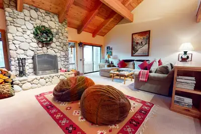 Image de Val DIsere 9 Spacious and Walk to The Village, Washer Dryer, Gas Grill, Master Suites and More by RedAwning