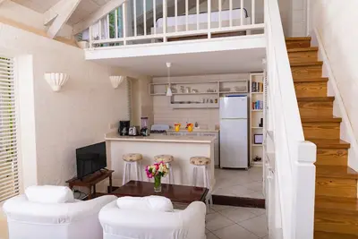 Image de Inchcape Seaside Villas right on Silver Sands Beach - Seaside Cottage B