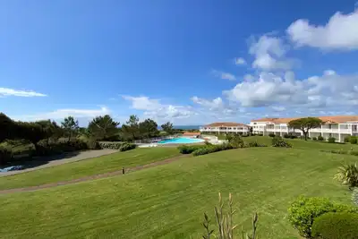 Appartement T2 vue mer en résidence (piscines)