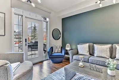 Image de ⭐⭐⭐⭐⭐The Lambeth by Samsara Private Entry Panorama Top View Luxury 2br and 2bth