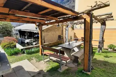 Image de Belle vue sur la montagne avec jardin (La Pergola)