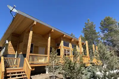 Image de Pet-Friendly Cabin | 34 Mi to Ynp | Cozy Cabin