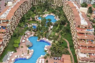Image de Beautiful Ocean Front  Condo with 3 bedrooms and 2 bathroom 5 star hotel