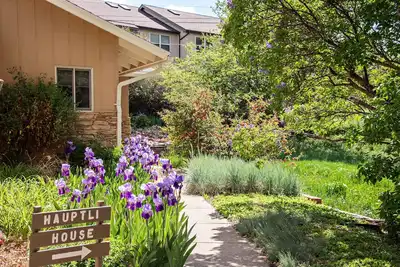 Image de Comfortable Mountain Home Near Downtown Glenwood & 15 mi. to Skiing!