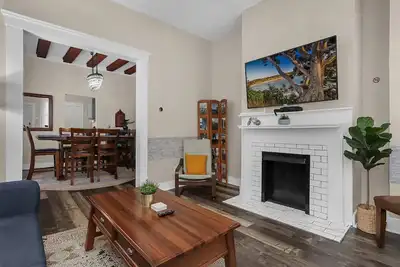 Image de Modern❤️2br near Dt, 8 min walk to Franklin Park/Conservatory/Trolley District