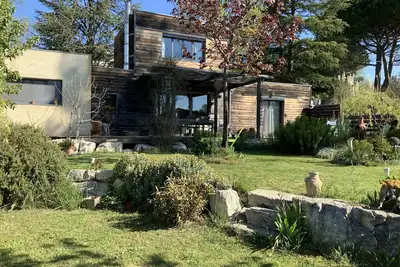 Image de Maison individuelle avec jardin