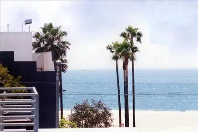 Image de Beach House w/ Home Theater! 2023 Upgrades!