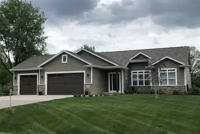Image de Newer Ranch home in quiet rural subdivision