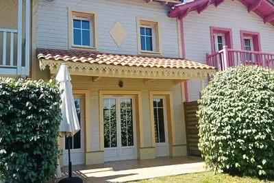 Image de Maison pour 4 personnes au cœur du Domaine du Golf à Lacanau Océan.
