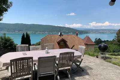 Image de Maison Au Pied Du Mont Veyrier