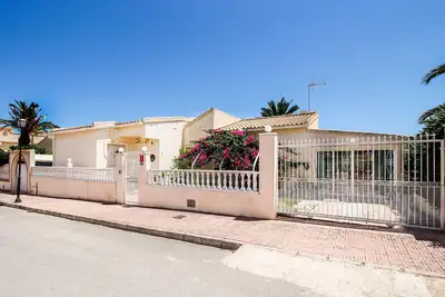 Image de Superbe maison de 3 chambres Ă Orihuela