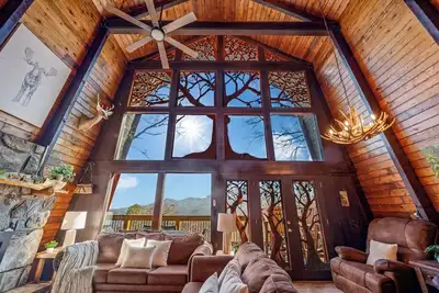 Image de Stunning view, location & Cabin amenities- 2. 3 mi to Gatlinburg