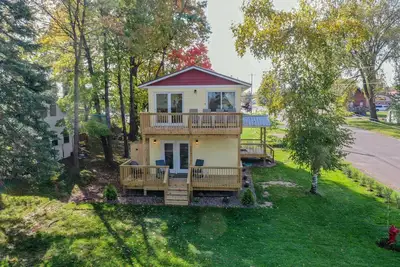 Image de Conveniently located New Cabin at Lake Mille Lacs