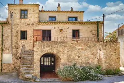 Image de Rustic house in Capmany (Can Xemeneies), Girona