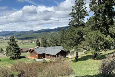 Image de The Blue Spruce Ranch          Cascade and Teanaway Valley Views and Sunsets