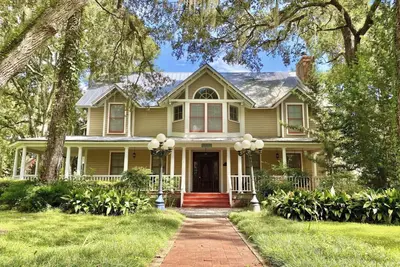 Image de Steinhatchee Landing Resort - Victorian Cottage 8