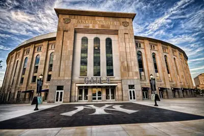 Image de Cali King 1bed / 1bath Pre-War in front of Yankee Stadium