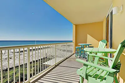 Image de Azure #317 | Gulf Front, Sweeping Views + Resort Amenities