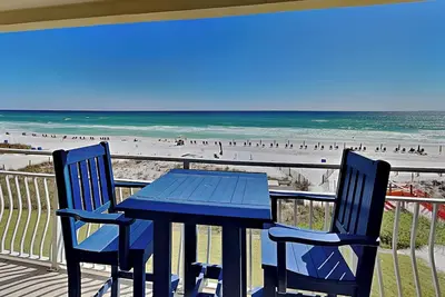 Image de Crystal Villas #9b | Gulf Front + Beach Service Included