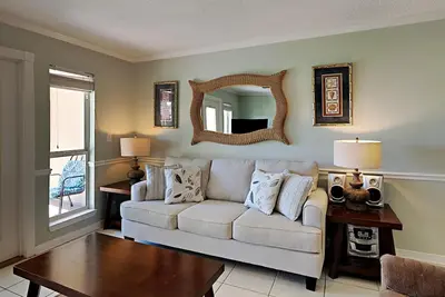 Image de Grand Caribbean 114 West - Ground Floor, Easy Walk to the Beach