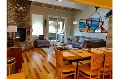 Image de Sierra's Shadow Incline Village Lake Tahoe 4bd/3ba