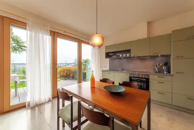 Image de Appartement de vacances Vitus avec vue sur les montagnes, Wi-Fi, jardin et terrasse