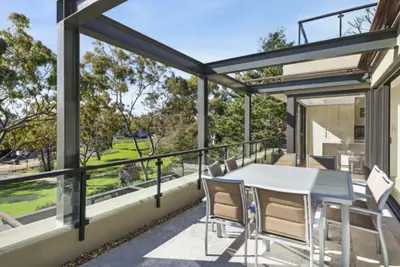 Image de The Edge - 3 Min Flat Walk to Beach & Cafes