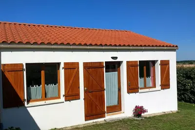 Image de New Cottage, Dolphin Gîtes, à 5 km de Brétignolles sur mer, piscine chauffée