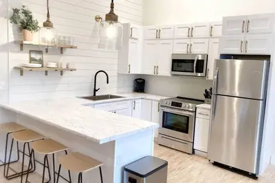Image de Renovated Townhouse On The Water #5