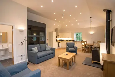 Image de Accessible Apartment in a Newly Converted Victorian Stables