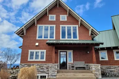 Image de Custom Lake Michigan home with amazing views