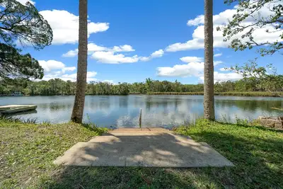 Image de Peaceful Waterfront Home on Large Open Canal, Pet Friendly!