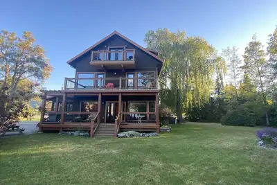 Image de Family vacation home on the lake