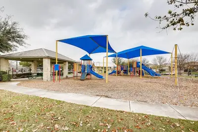Image de *Open*Pool/Park Access*#6 Outside of Lackland/Seaworld/Sixflags