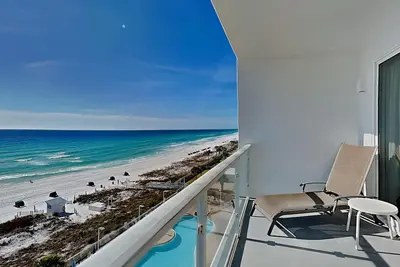 Image de Sterling Sands #603 | Remodeled beachfront condo + views!