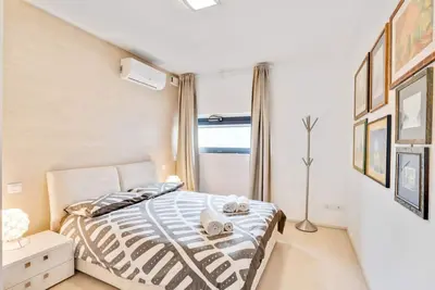 Image de Large panoramic apartment X6! Ac and box!