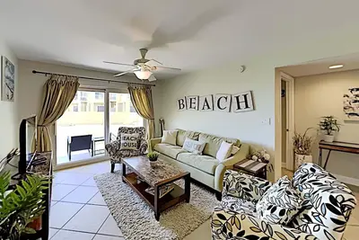 Image de Regency Towers #107 West | Community Pool, Tennis!