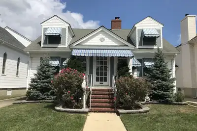 Image de Charming Bay Head House.
